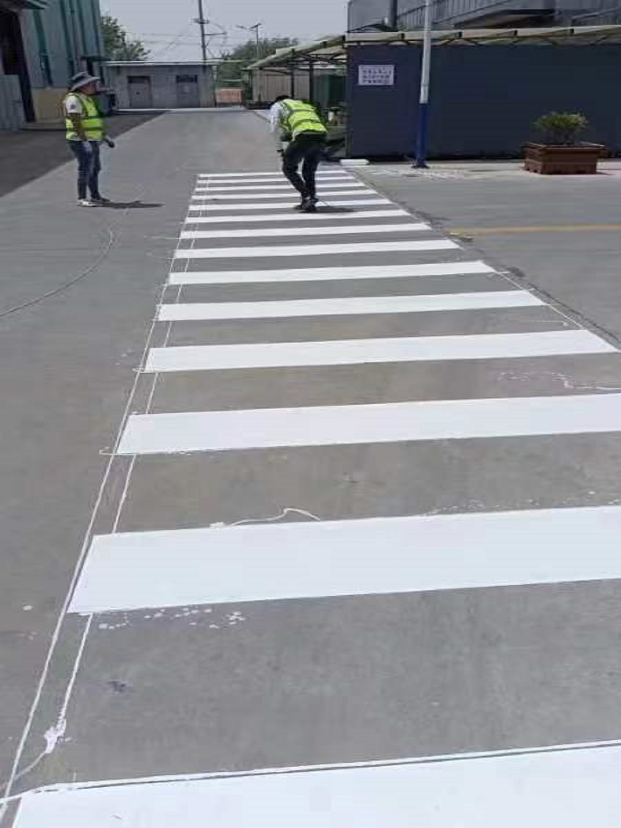 山东某特种陶瓷道路标线工程圆满完成(图2)