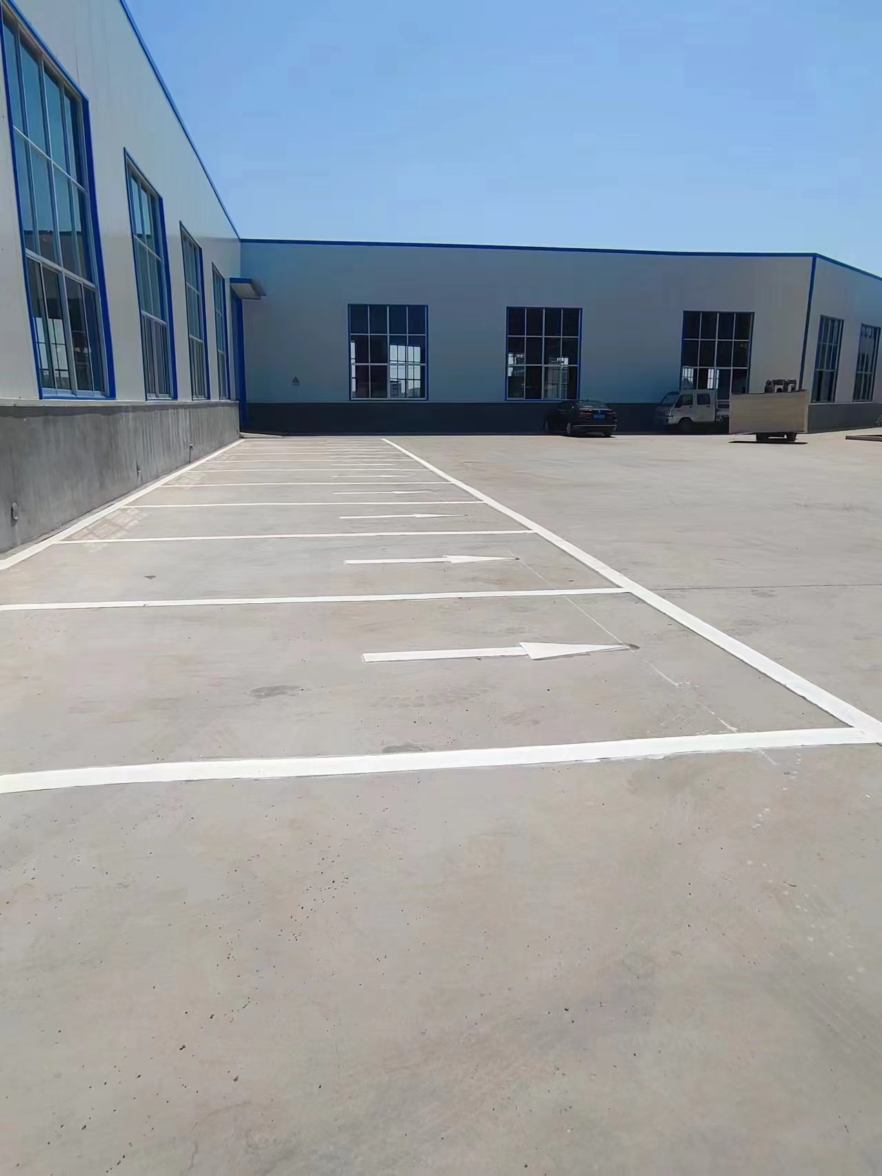 某碳化硅厂场内标线项目圆满完成(图4)